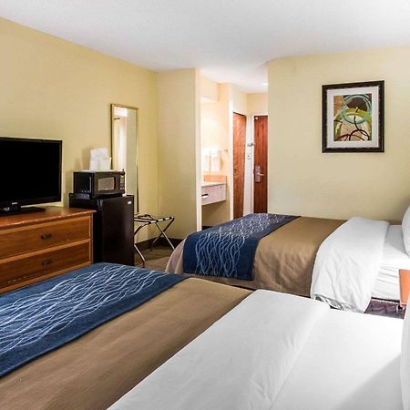 Quality Inn Darien-North Brunswick Eksteriør bilde