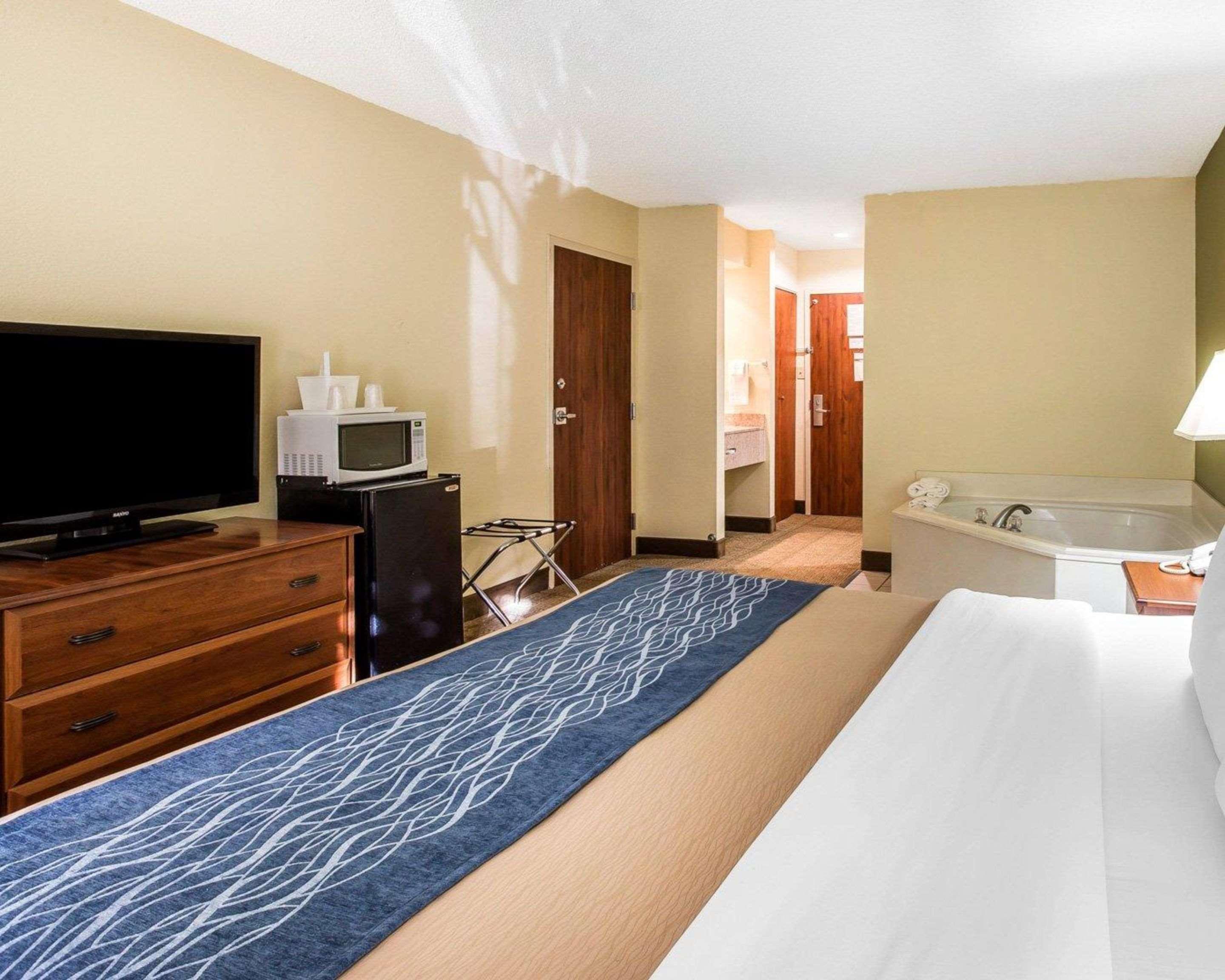 Quality Inn Darien-North Brunswick Eksteriør bilde