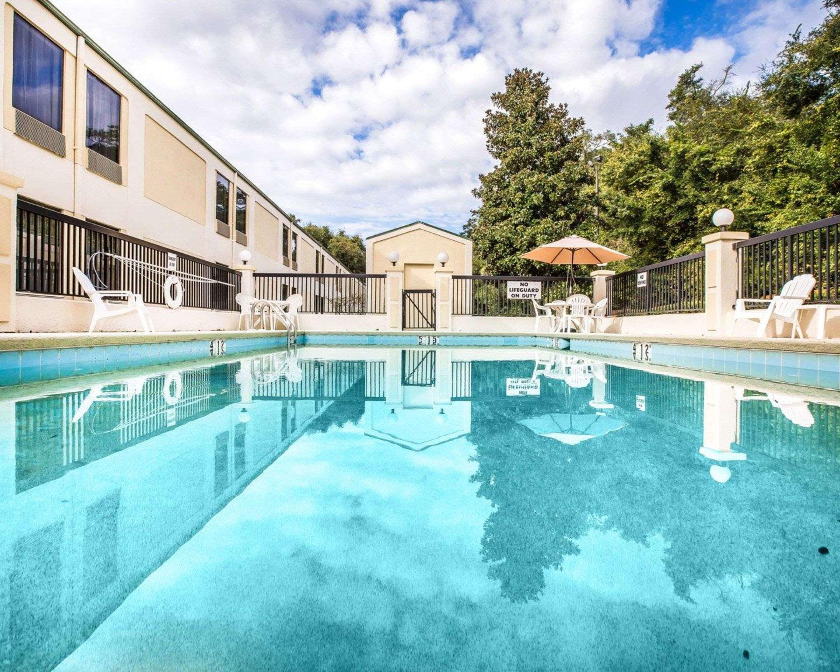 Quality Inn Darien-North Brunswick Eksteriør bilde